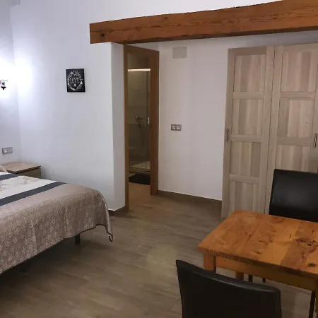 Casa Raíces Del Montgo 3*